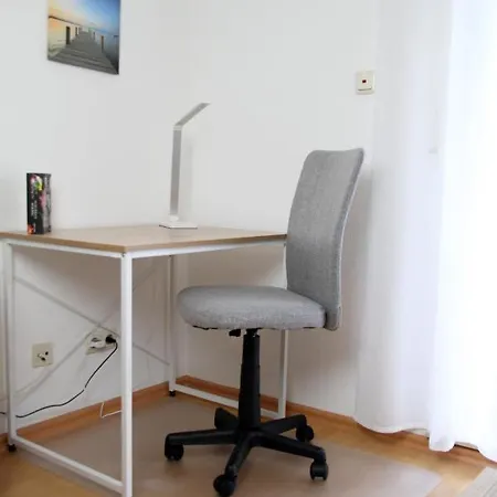Brise Business Apartment Nahe Leipziger Messe - Porsche - Bmw - Dhl - Wlan - Parkplatz - Business Travelers Only Zewnętrze zdjęcie